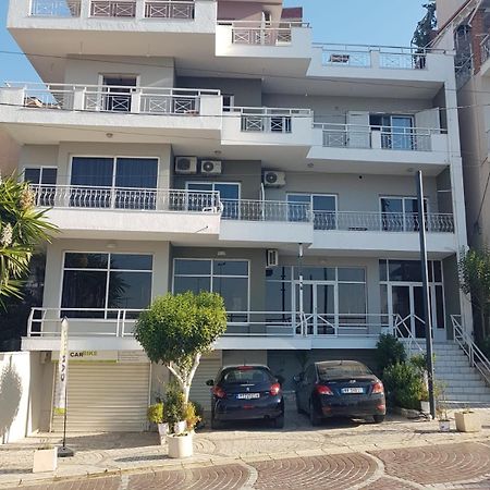 Olivias Apartments City Center Саранде Екстериор снимка