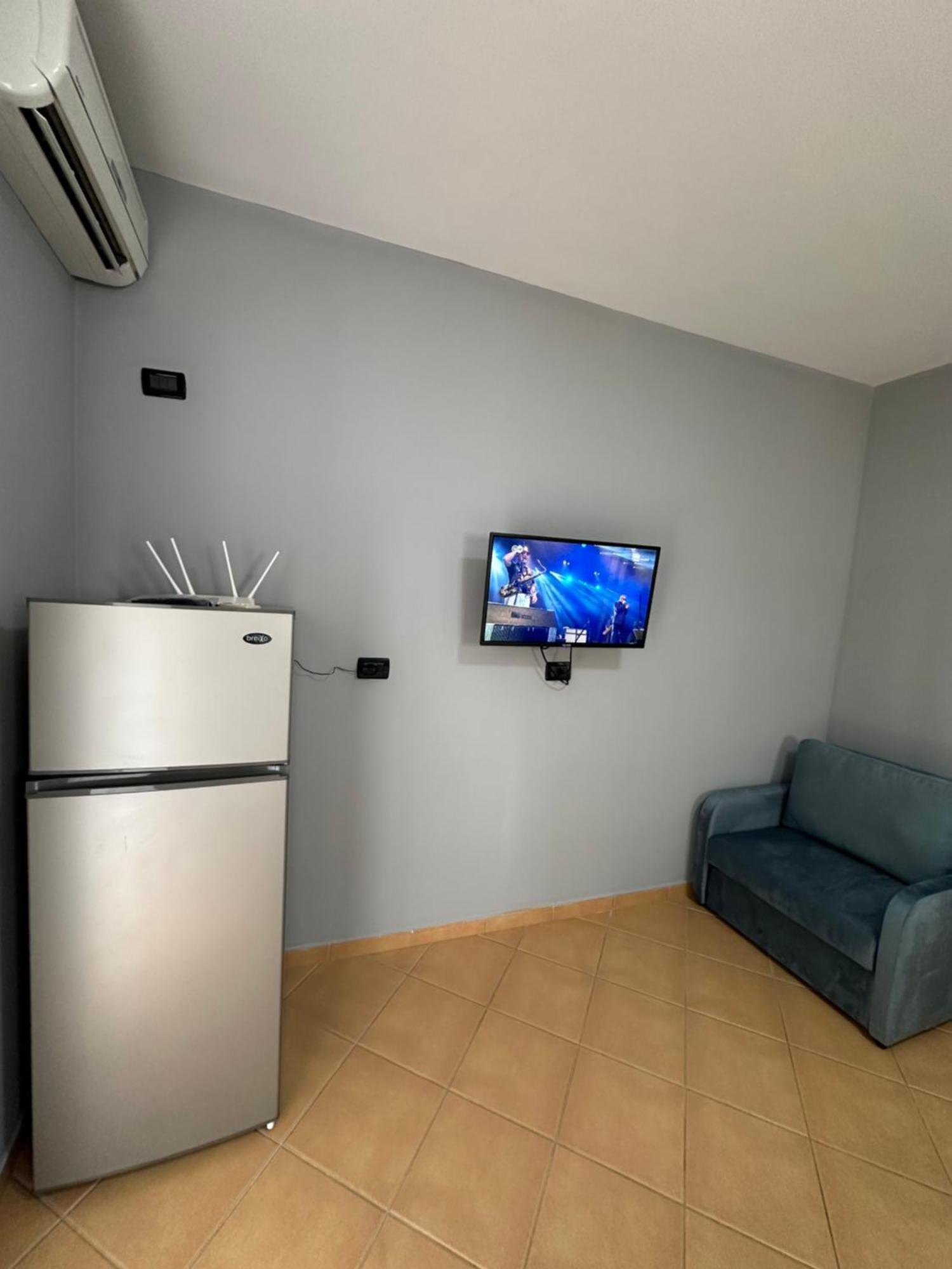 Olivias Apartments City Center Саранде Екстериор снимка