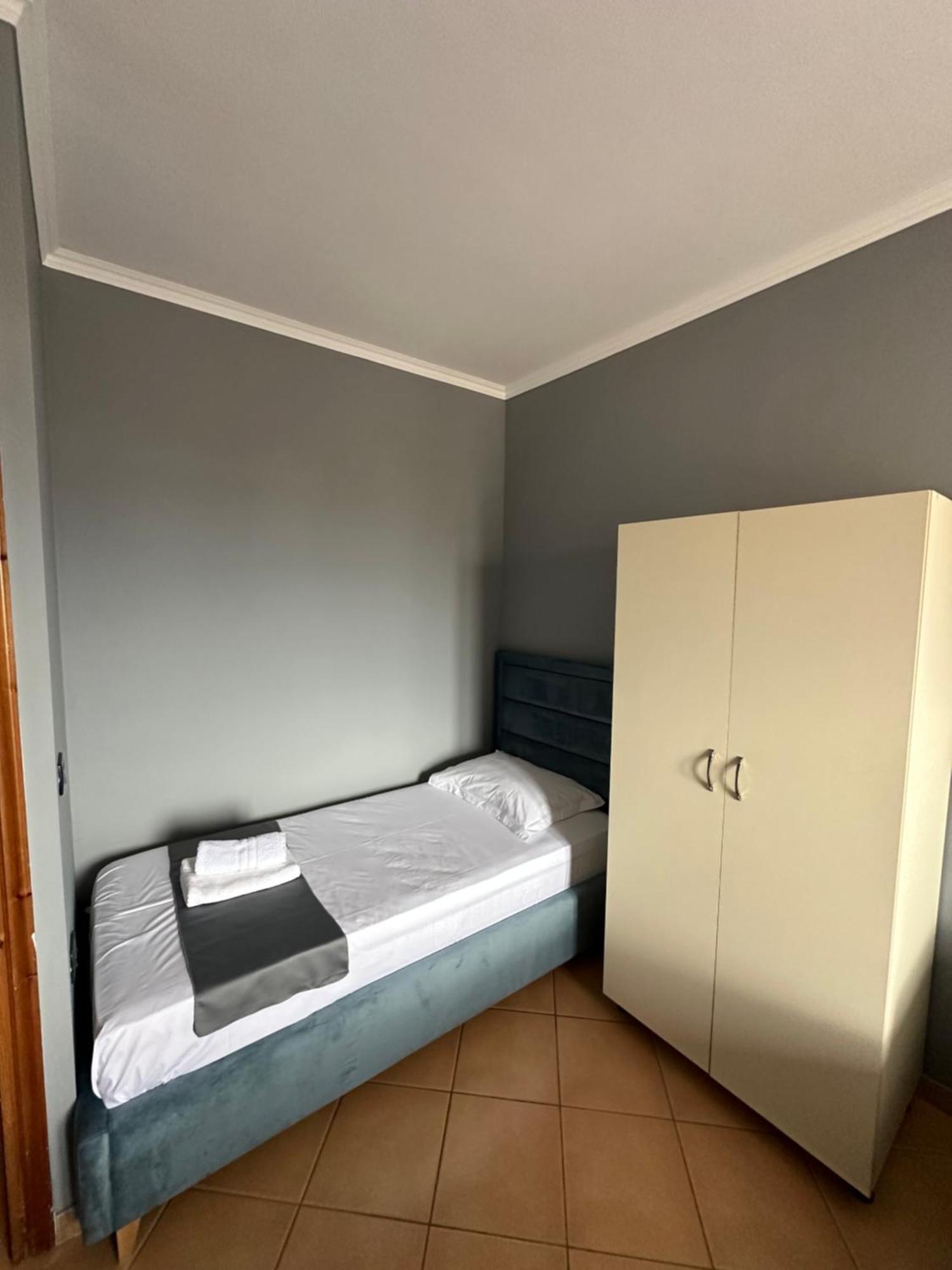 Olivias Apartments City Center Саранде Екстериор снимка