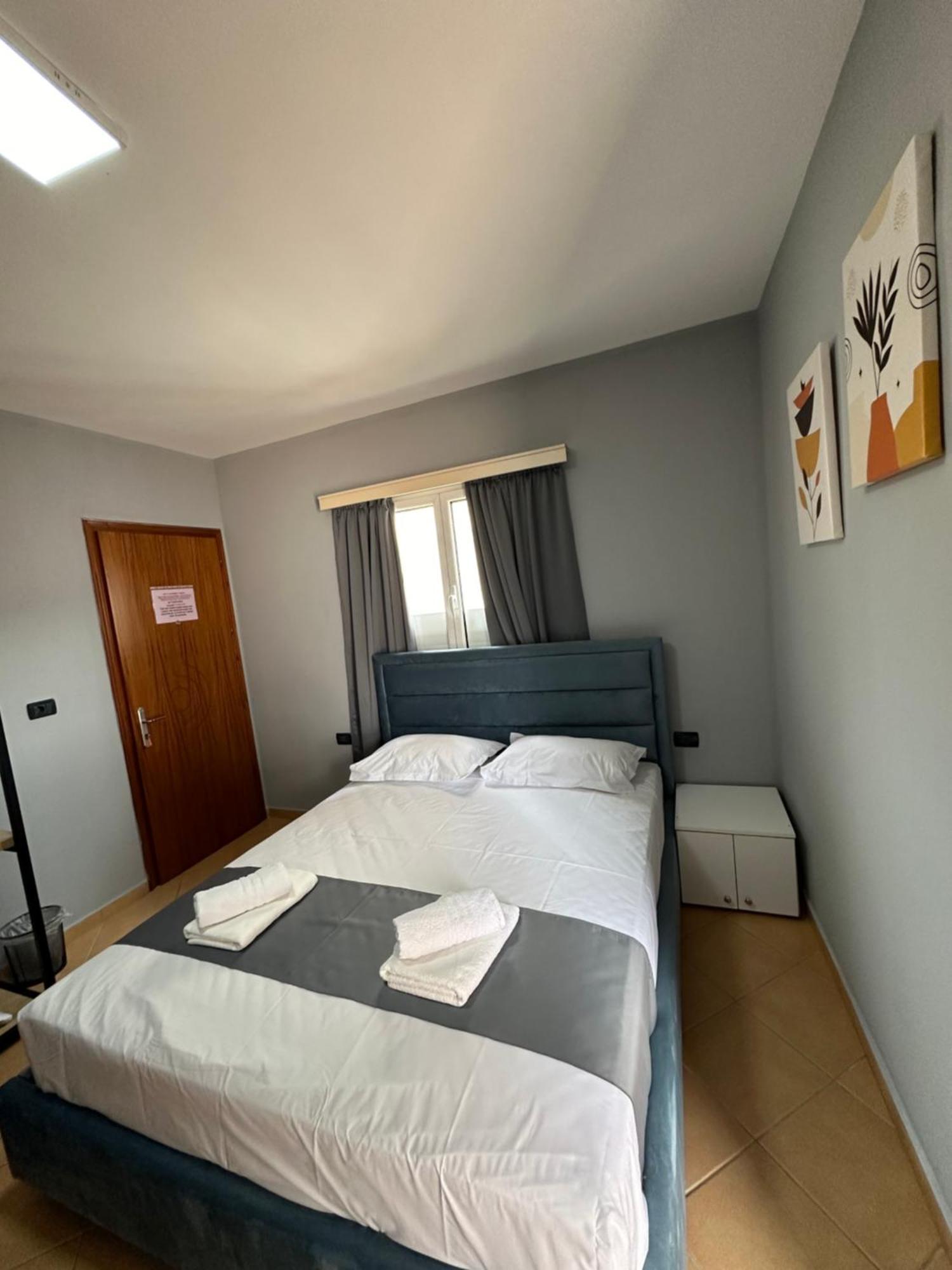 Olivias Apartments City Center Саранде Екстериор снимка
