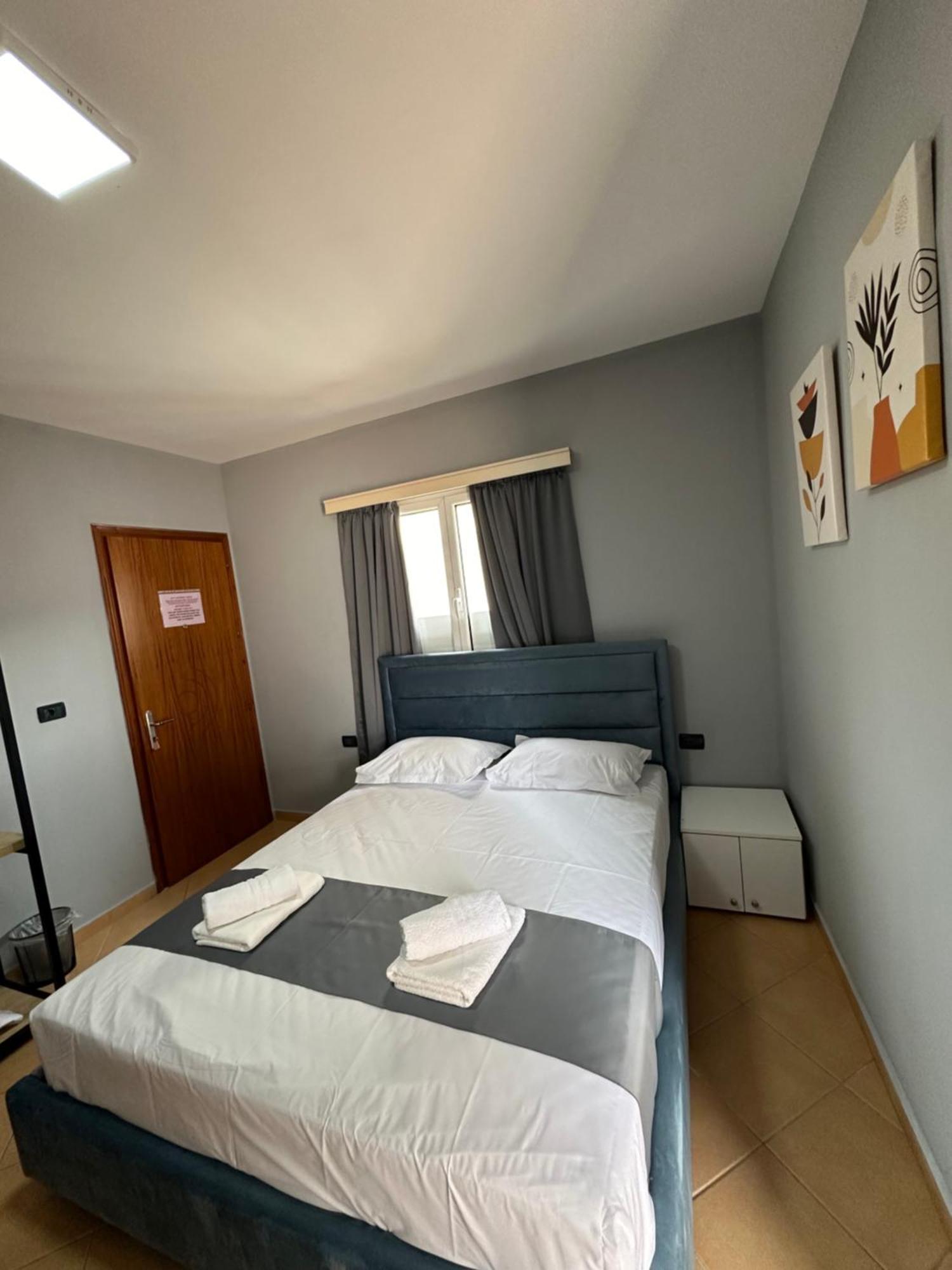 Olivias Apartments City Center Саранде Екстериор снимка