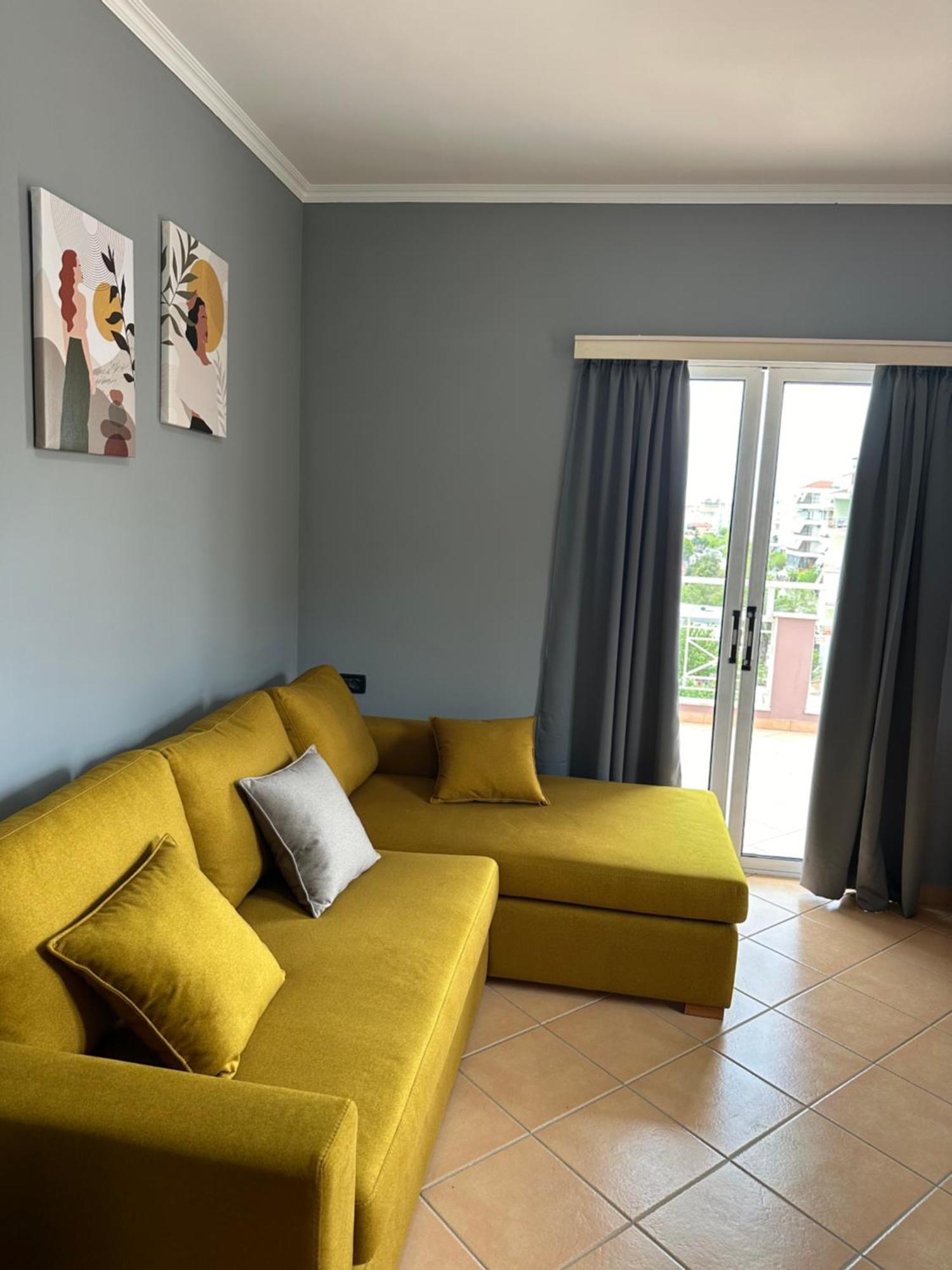 Olivias Apartments City Center Саранде Екстериор снимка