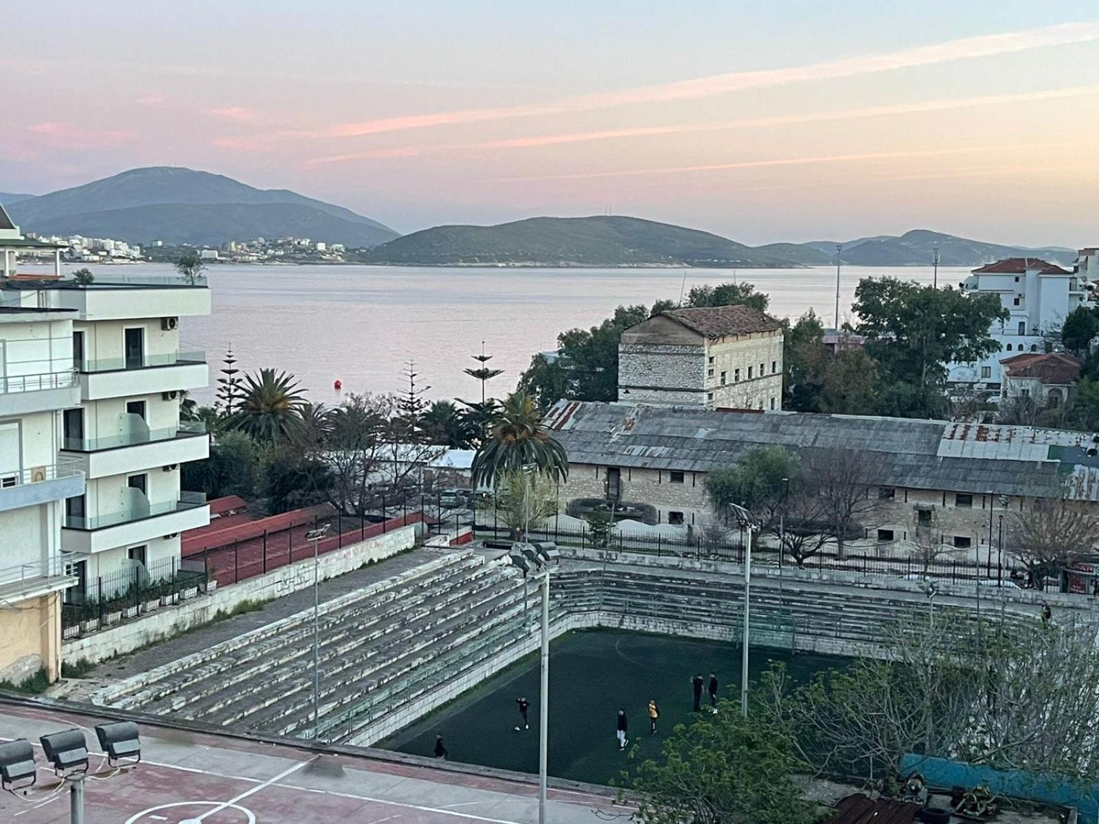 Olivias Apartments City Center Саранде Екстериор снимка