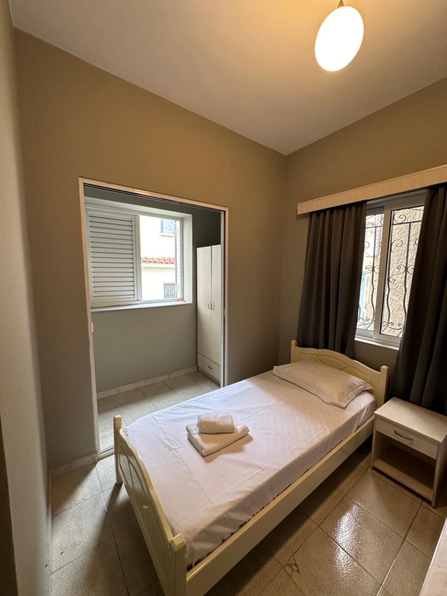Olivias Apartments City Center Саранде Екстериор снимка