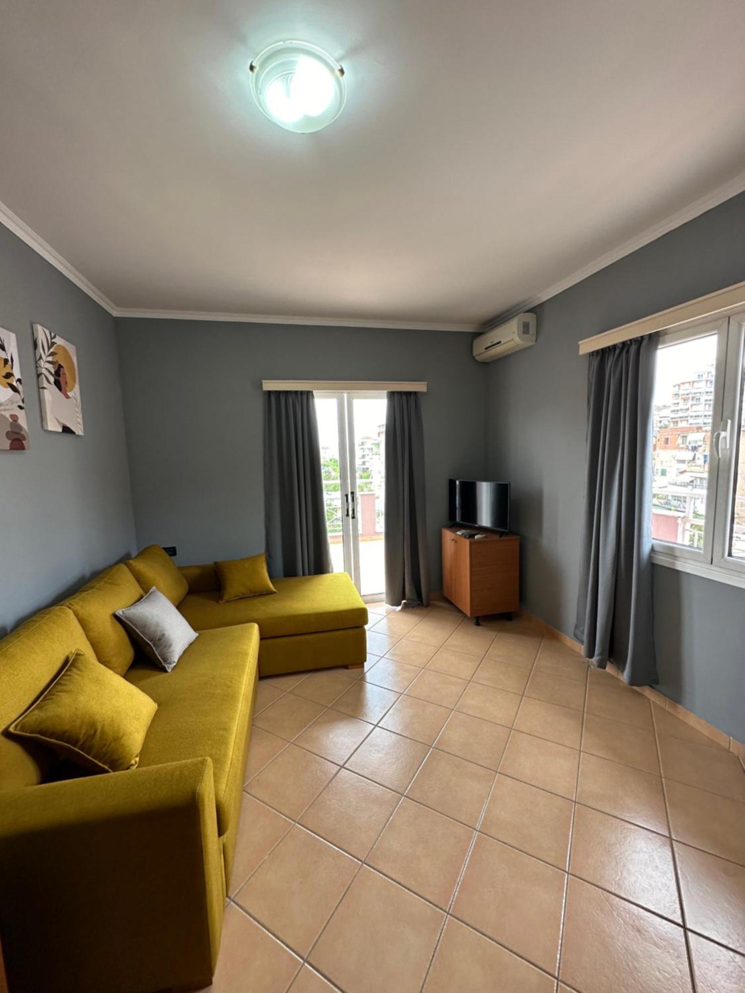 Olivias Apartments City Center Саранде Екстериор снимка