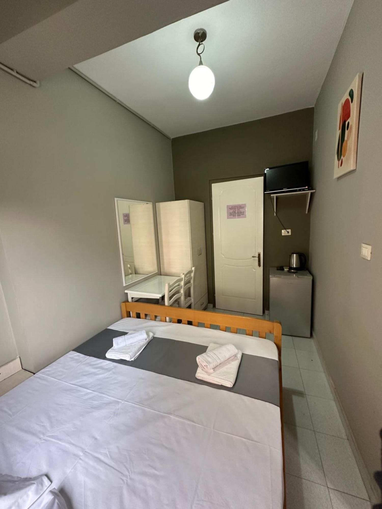 Olivias Apartments City Center Саранде Екстериор снимка